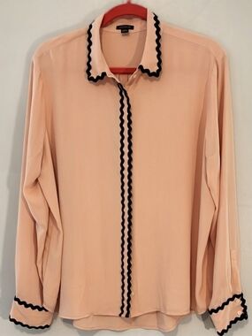 Ann Taylor Peach-Pink Button Blouse
